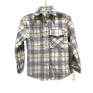 NWT. Heart and Arrow. Girl’s size medium.